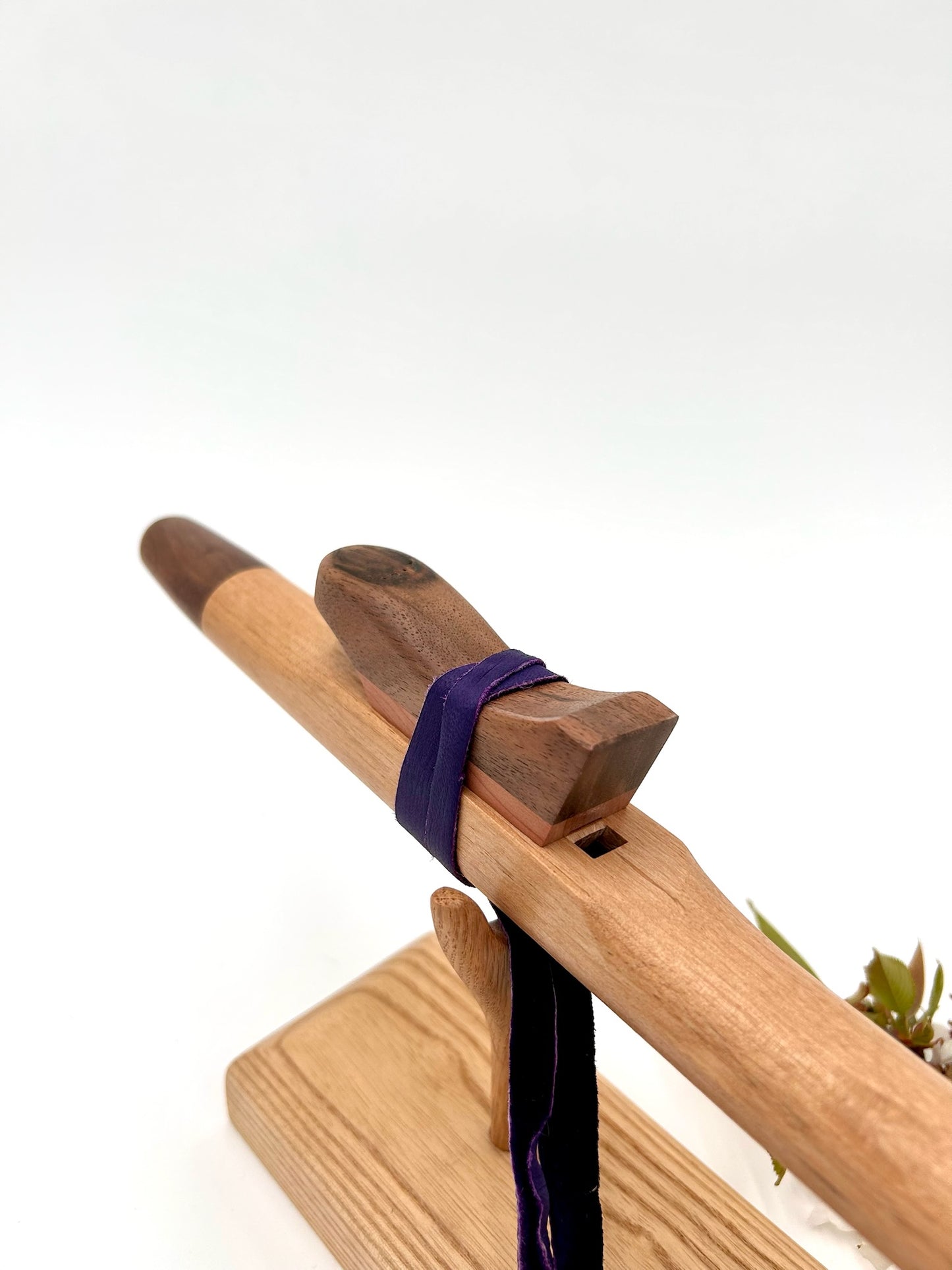 Flute in High C - Aeolian Tuning - Alder & Walnut