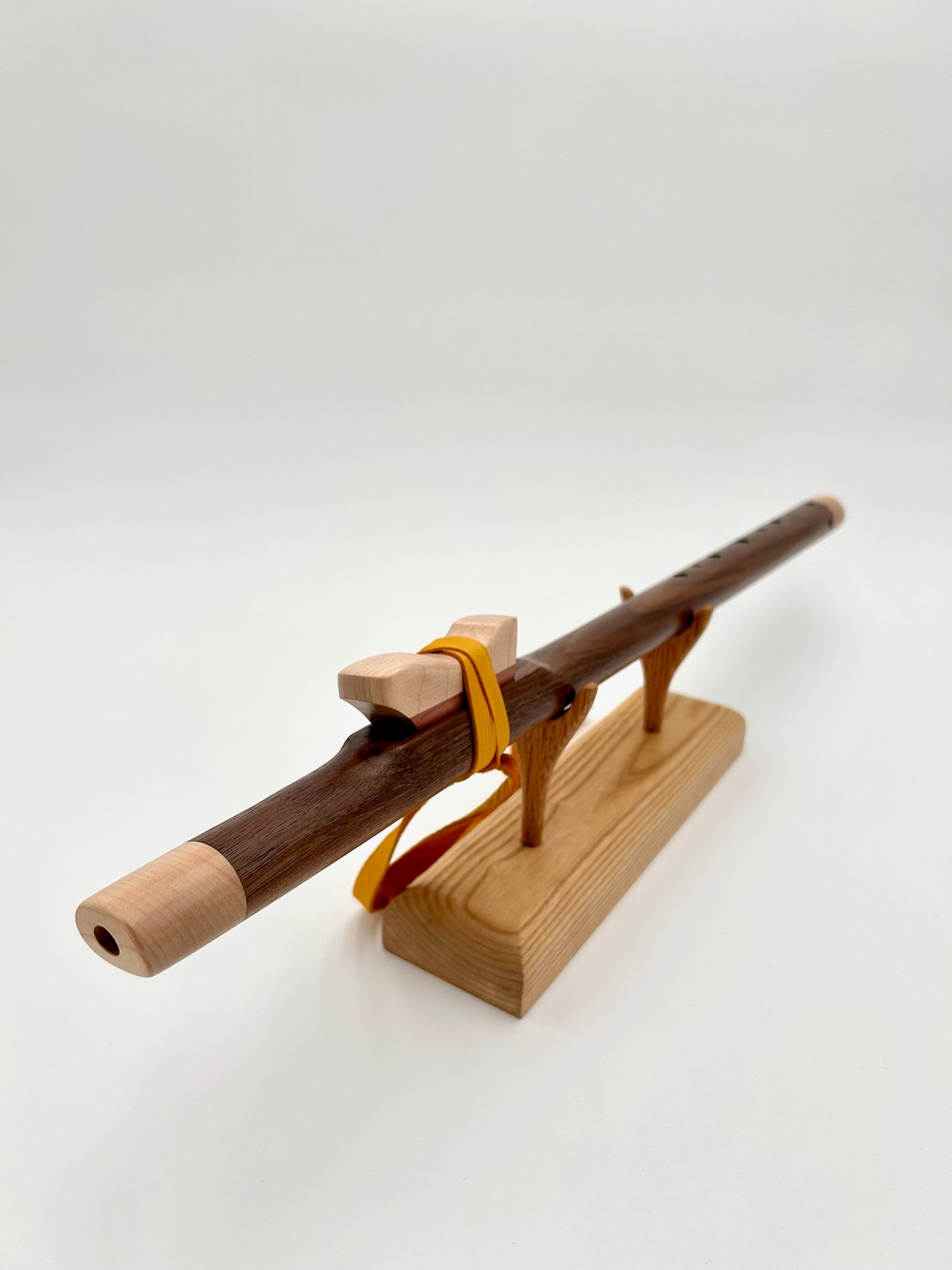 Streamline Flute in E - Aeolian Tuning - Walnut & Maple