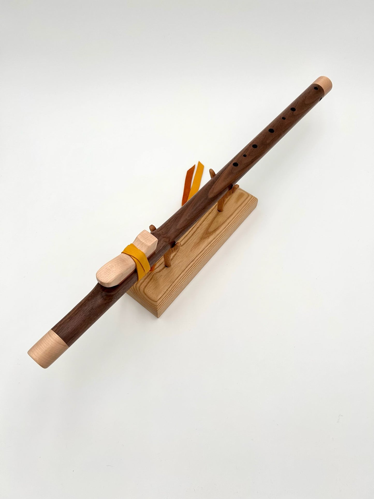 Streamline Flute in E - Aeolian Tuning - Walnut & Maple